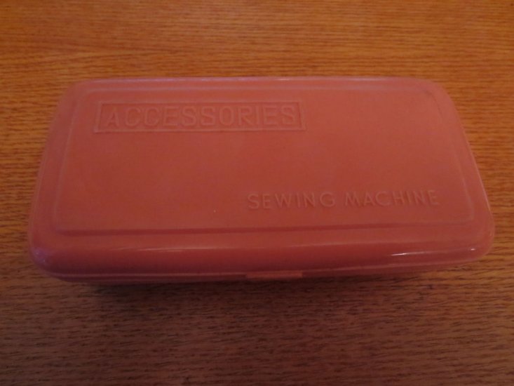 (image for) Vintage Accessory Case, Item VC35 - Click Image to Close