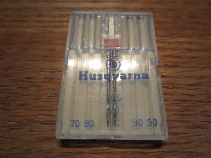 (image for) Husqvarna, 705 20, 90/14, Item N13, 1 Twin Needle - Click Image to Close