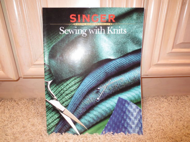 (image for) Book, Singer, Sewing with Knits - Click Image to Close