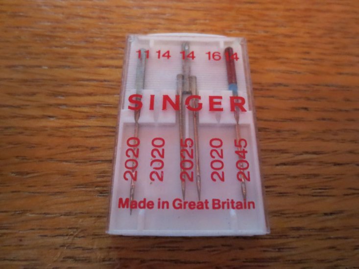 (image for) Singer, 2020, 2025, 2045, Item N57, 1 Twin Needle & 2 Single - Click Image to Close