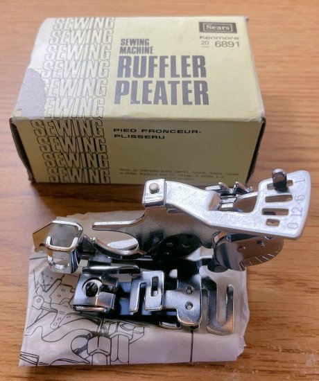 (image for) Ruffler, Kenmore, Low Bar Shank, Center Needle, Part 206891 - Click Image to Close