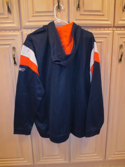 (image for) NFL Chicago Bears Strong Side Full Zip Hoodie, Medium (102) - Click Image to Close