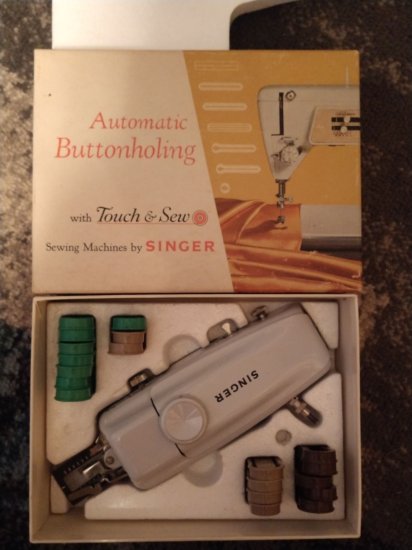 (image for) Buttonholer, Touch & Sew, with Templates in Original Box - Click Image to Close