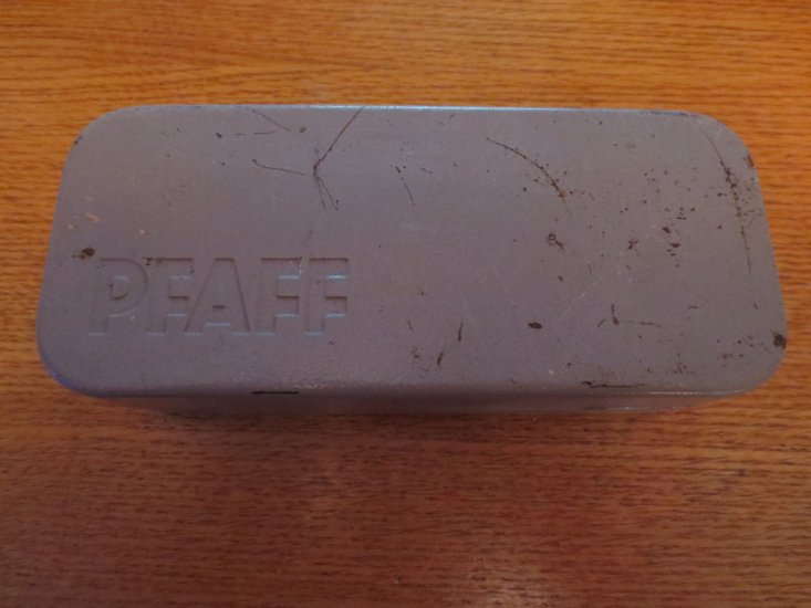 (image for) Vintage Accessory Case, Pfaff, Item VC40 - Click Image to Close