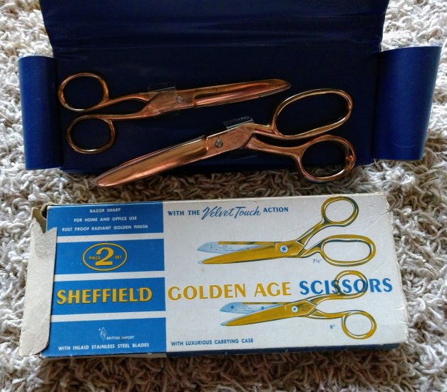 (image for) Scissors, Sheffield Golden Age, Set of 2 in Case - Click Image to Close