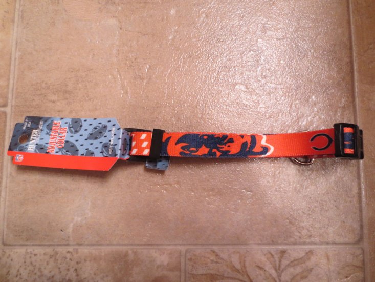 (image for) NFL Chicago Bears Adjustable Dog Cat Pet Collar, Size M (127) - Click Image to Close