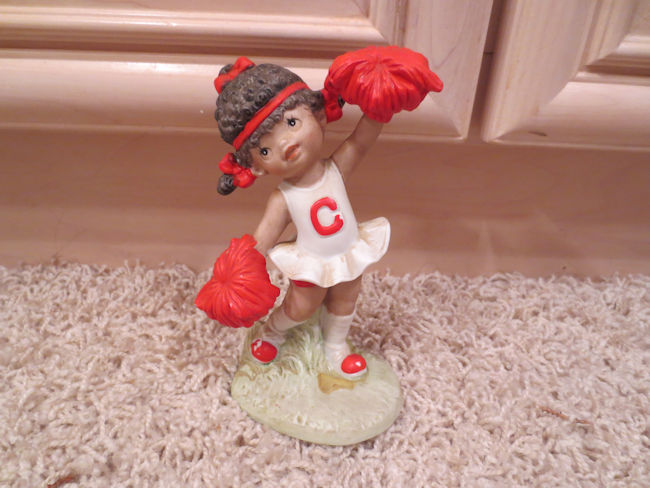 (image for) Figurine, Cheerleader - Click Image to Close
