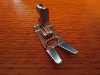 (image for) Zig-zag Foot, Low Shank, Hinged, Item ZZLH-B