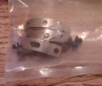 (image for) Singer Bobbin Case Part and Screw, Item SRSC-900