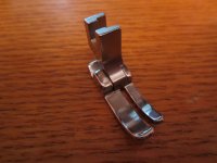 (image for) Straight Stitch Foot, Low Shank, Right, Item SSFLSR