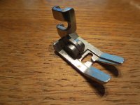 (image for) Zig-zag Foot, Low Shank, Hingled, Item ZZLH-C