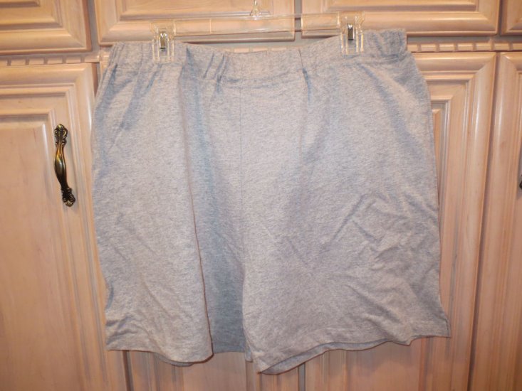 (image for) NFL For Her Green Bay Packers Gray PJ Shorts, 2X, (50) - Click Image to Close