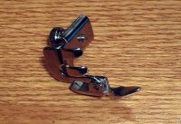 (image for) Zipper Foot, Low Shank, Hinged, Item ZFL45