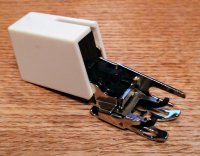 (image for) Even Feed Walking Foot w/Teeth, Low Shank, Singer, 423242-451