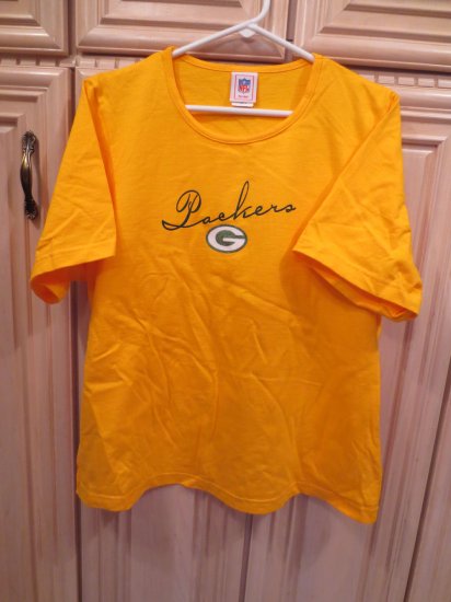 (image for) NFL For Her Green Bay Packers Yellow Logo T-Shirt, 1X (40) - Click Image to Close